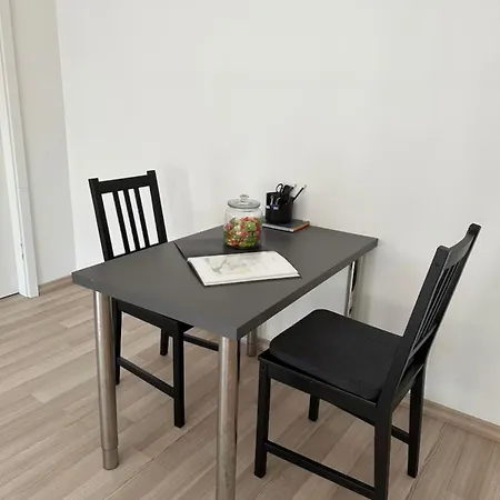 Moderne, Zentrale & Sanierte Apartment Neuss